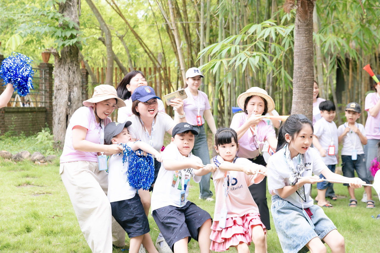 Album Ảnh BMyC Summer Camp Đà Nẵng 2026 8 Hoạt động kéo co tại BMyC Summer Camp Đà Nẵng 2026