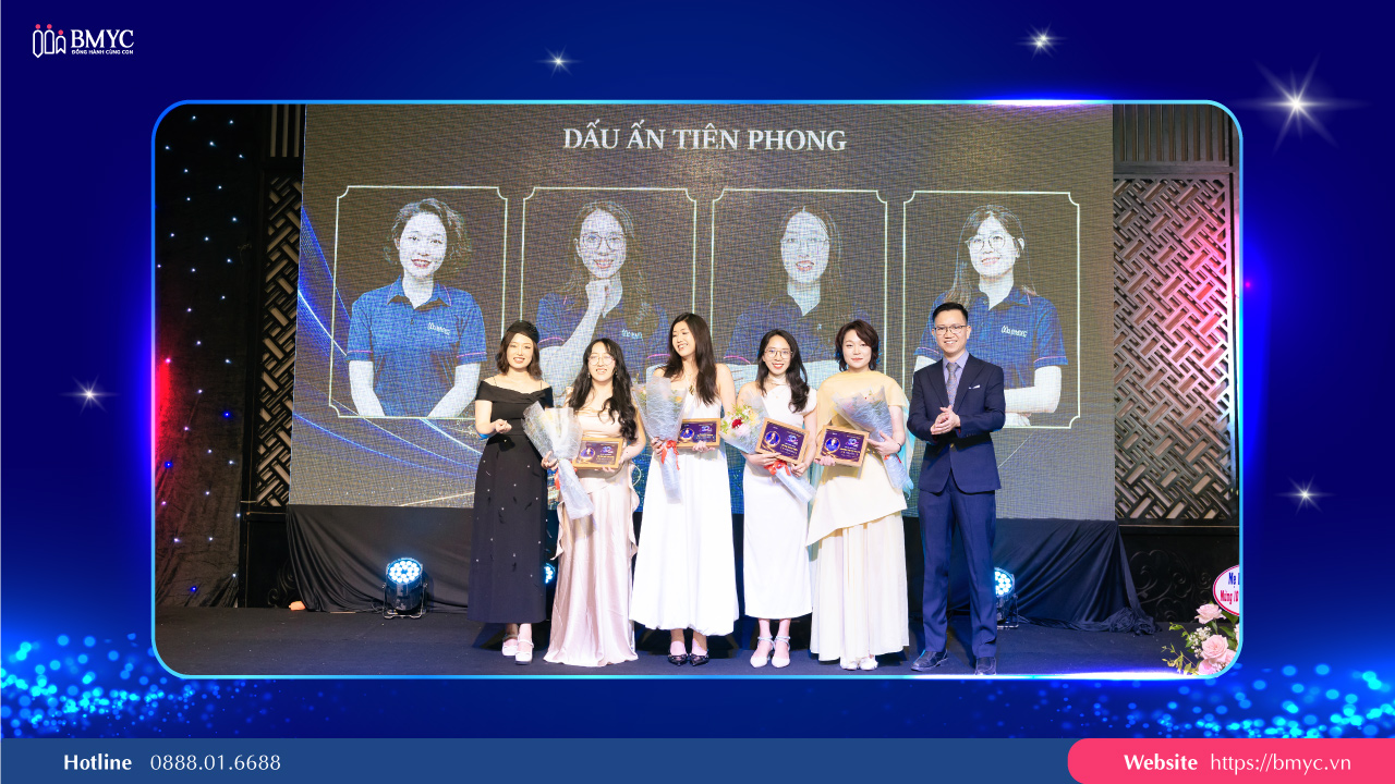 Giải thưởng "Dấu ấn tiên phong"
